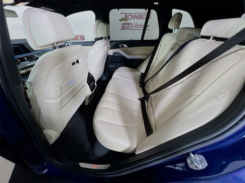 Used 2022 BMW X5 xDrive45e w/ Executive Package image 27