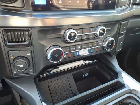Used 2025 Ford F350 Lariat w/ Lariat Ultimate Package AWD/4WD image 24