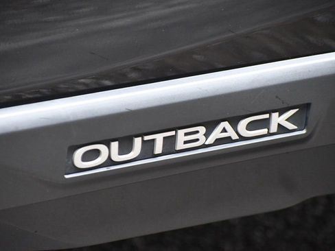 Used 2020 Subaru Outback Premium image 15