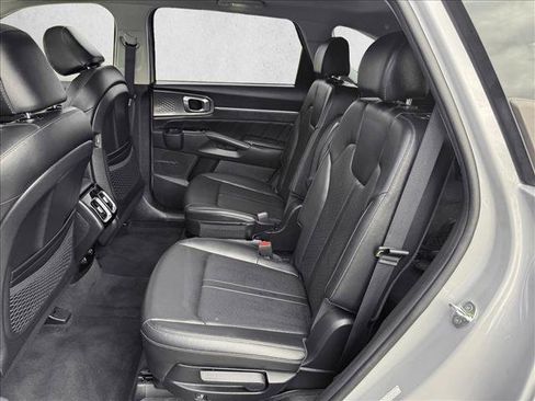 Used 2022 Kia Sorento SX AWD/4WD image 18
