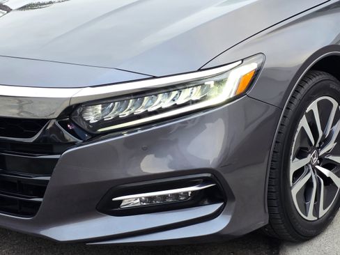Used 2020 Honda Accord Touring image 8