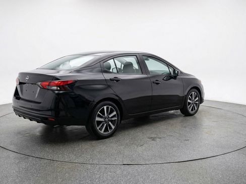 Used 2025 Nissan Versa SV FWD image 9