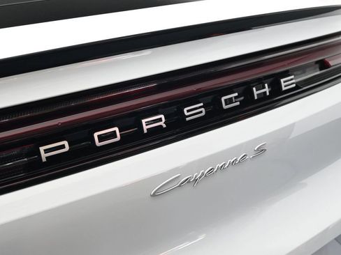 Certified 2026 Porsche Cayenne S AWD/4WD image 35