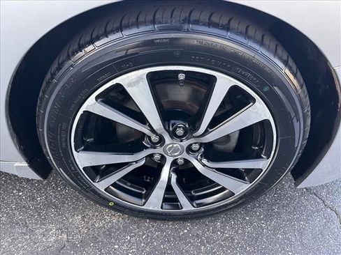 Used 2018 Nissan Maxima 3.5 SL image 35