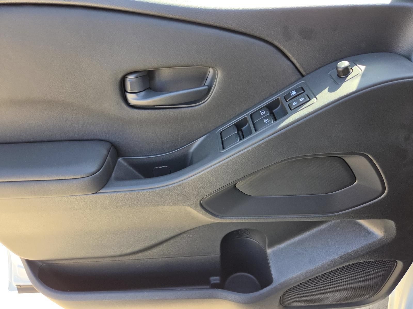 New 2027 Nissan Frontier SV w/ SV Convenience Package RWD image 17