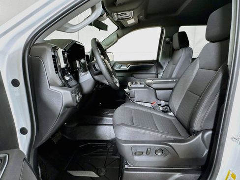 Certified 2026 Chevrolet Silverado 1500 RST w/ LPO, Dark Essentials Package AWD/4WD image 19