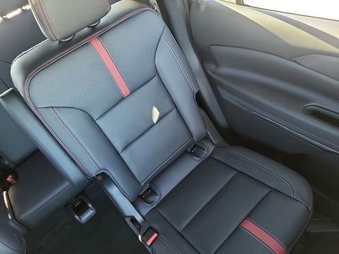 New 2026 Chevrolet Traverse RS image 14