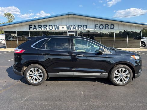 Used 2019 Ford Edge Titanium FWD image 1