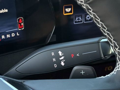 New 2026 Chevrolet Traverse Z71 w/ Enhanced Driving Package AWD/4WD image 18