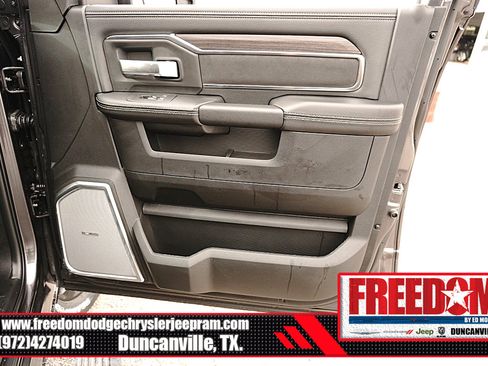 New 2026 RAM 2500 Laramie AWD/4WD image 42