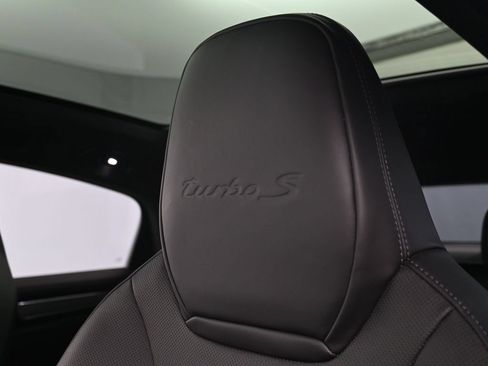 Used 2022 Porsche Cayenne Turbo S AWD/4WD image 20