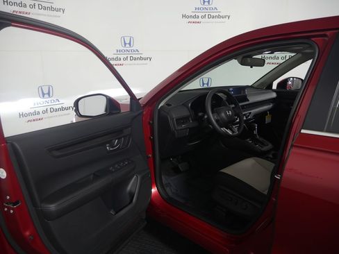 Used 2026 Honda CR-V EX image 11