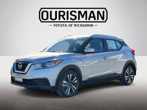 Used 2018 Nissan Kicks SV w/ Interior Electronics Package image 24