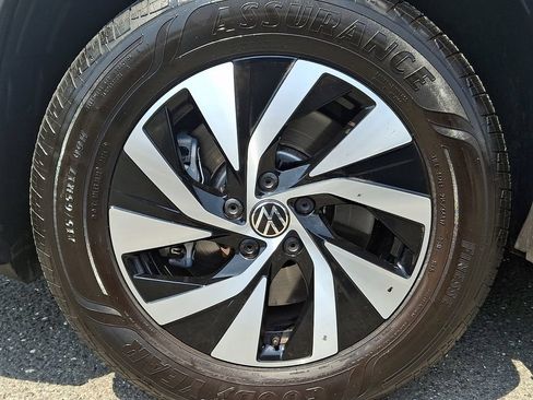 Certified 2026 Volkswagen Tiguan S AWD/4WD image 8
