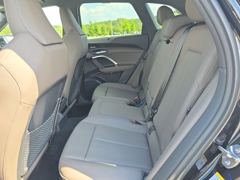 New 2025 Audi Q5 Premium Plus image 14