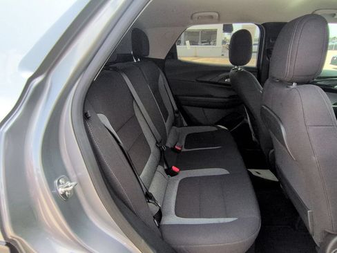 Used 2025 Chevrolet TrailBlazer LT AWD/4WD image 29