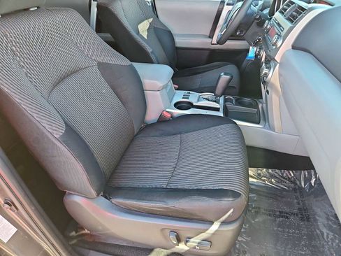 Used 2011 Toyota 4Runner SR5 image 37