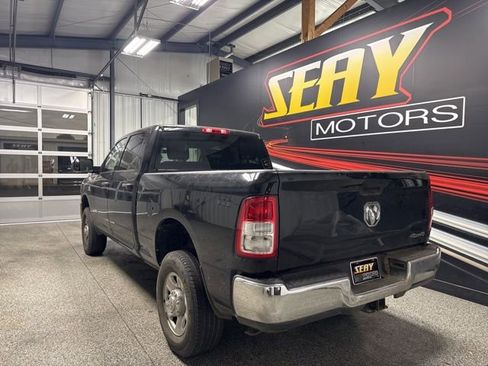 Used 2020 RAM 2500 Tradesman w/ Chrome Appearance Group image 13