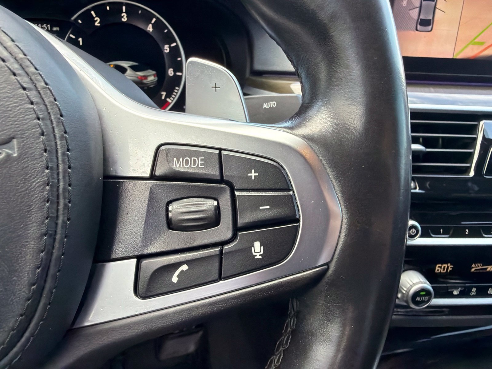 Used 2019 BMW 530i xDrive AWD/4WD image 25