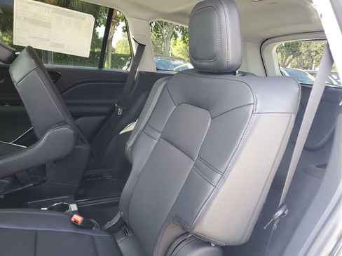 New 2025 Lincoln Aviator 2WD w/ Equipment Group 101A image 12