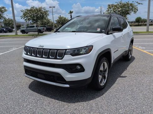 Used 2022 Jeep Compass Limited AWD/4WD image 8
