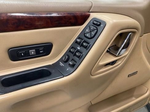Used 2000 Jeep Grand Cherokee Limited image 24