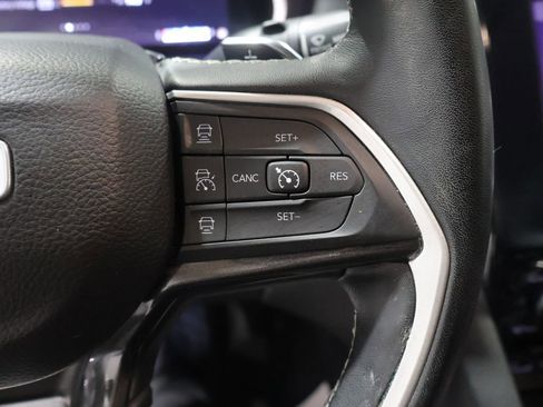 Certified 2022 Jeep Grand Cherokee L Laredo w/ Luxury Tech Group I AWD/4WD image 40