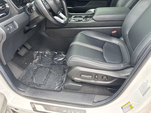 Certified 2025 Honda Pilot EX-L image 20