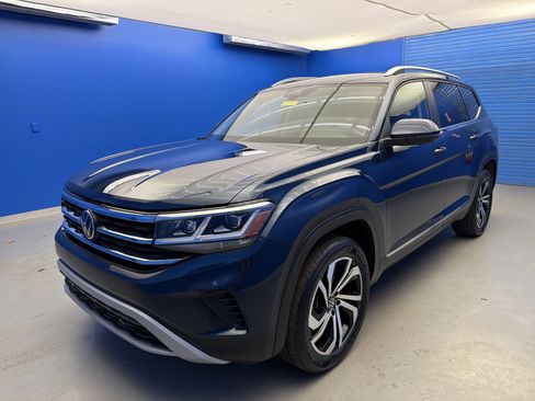 Used 2023 Volkswagen Atlas SEL image 4