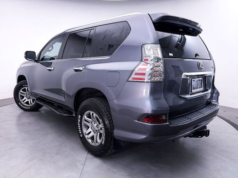 Used 2022 Lexus GX 460 Premium w/ Premium Package AWD/4WD image 2