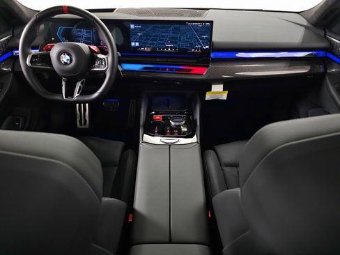 Used 2025 BMW M5 Touring w/ M Driver's Package image 15
