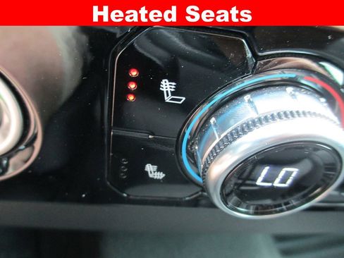 Used 2023 GMC Sierra 1500 SLE image 17