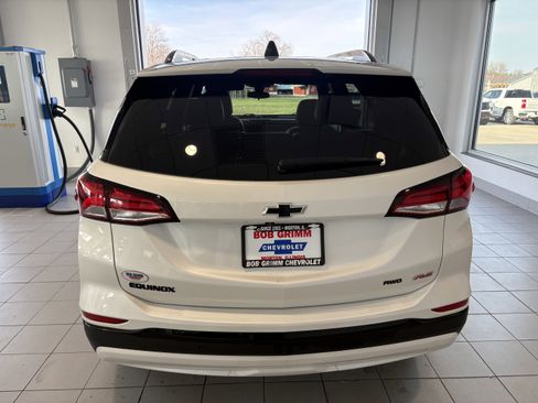 Used 2024 Chevrolet Equinox RS w/ RS Leather Package AWD/4WD image 4