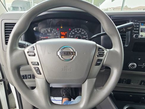 Used 2017 Nissan NV 2500 SV w/ Technology Package image 18