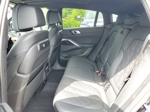 Used 2024 BMW X6 xDrive40i AWD/4WD image 34