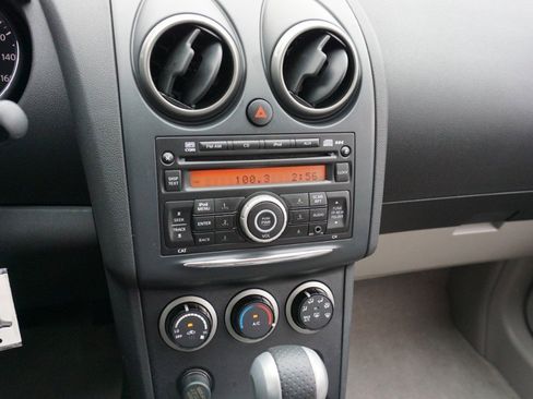 Used 2013 Nissan Rogue S image 15