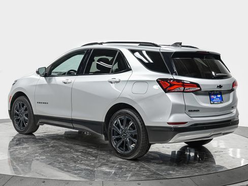 Used 2024 Chevrolet Equinox RS w/ RS Leather Package AWD/4WD image 4