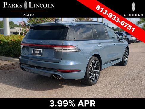 Certified 2025 Lincoln Aviator Black Label w/ Jet Appearance Package AWD/4WD image 4