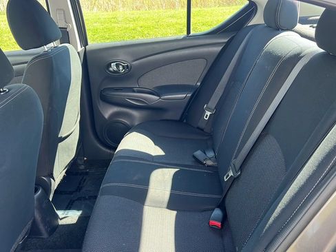 Used 2016 Nissan Versa SV FWD image 14