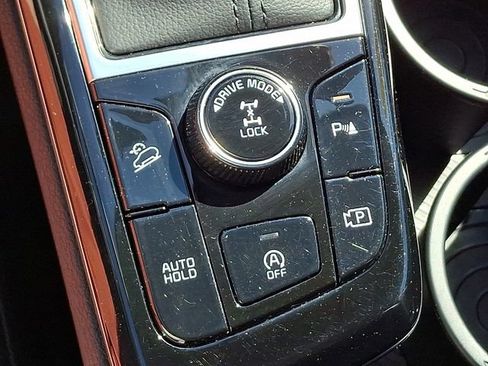 Certified 2025 Kia Sportage EX AWD/4WD image 25