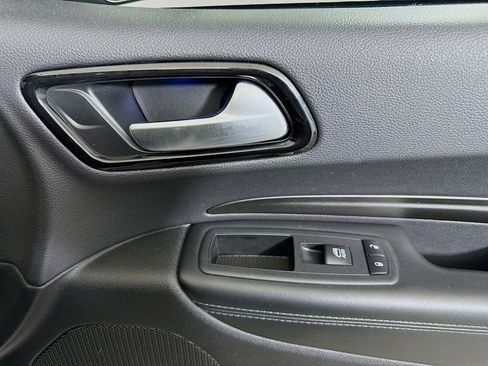 Used 2023 Dodge Durango SXT RWD image 31
