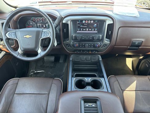 Used 2017 Chevrolet Silverado 1500 High Country AWD/4WD image 9