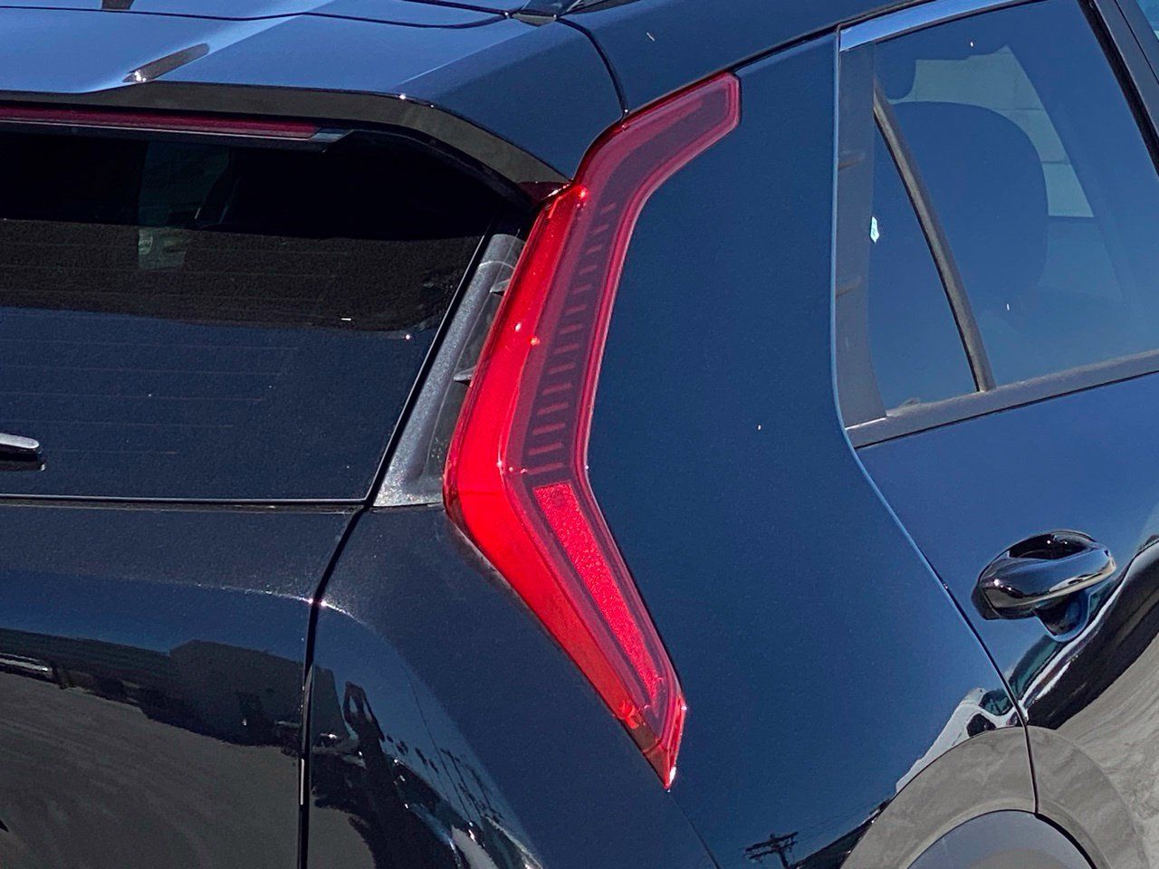 New 2026 Kia Niro EX FWD image 4