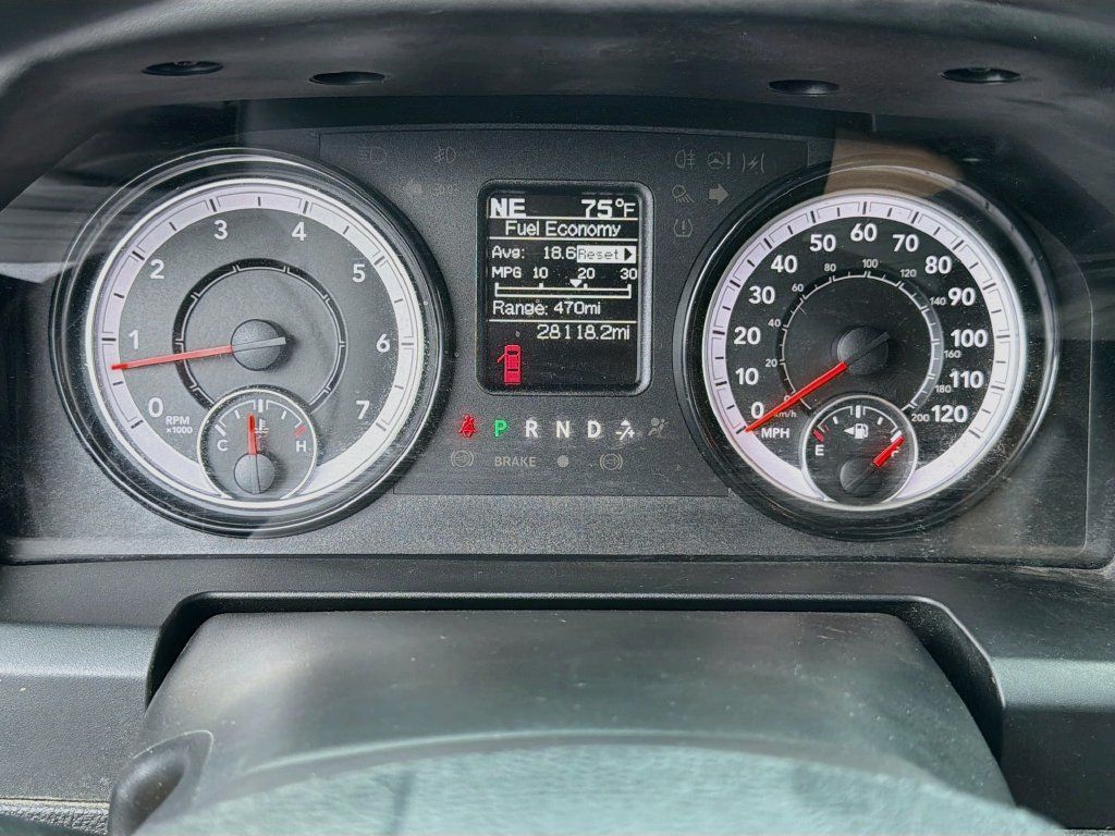 Used 2022 RAM 1500 Tradesman w/ Tradesman SXT Package RWD image 12