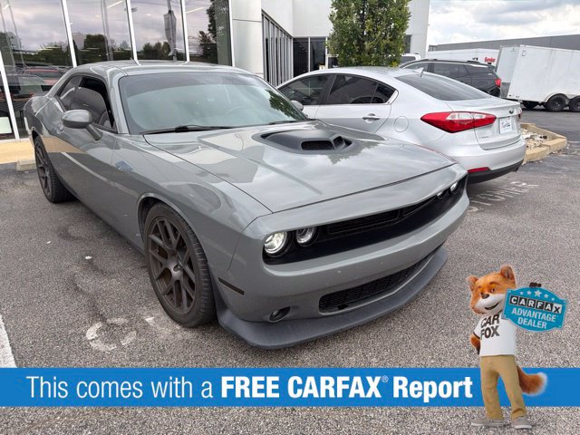 Used 2019 Dodge Challenger R/T Scat Pack w/ Shaker Package RWD image 2