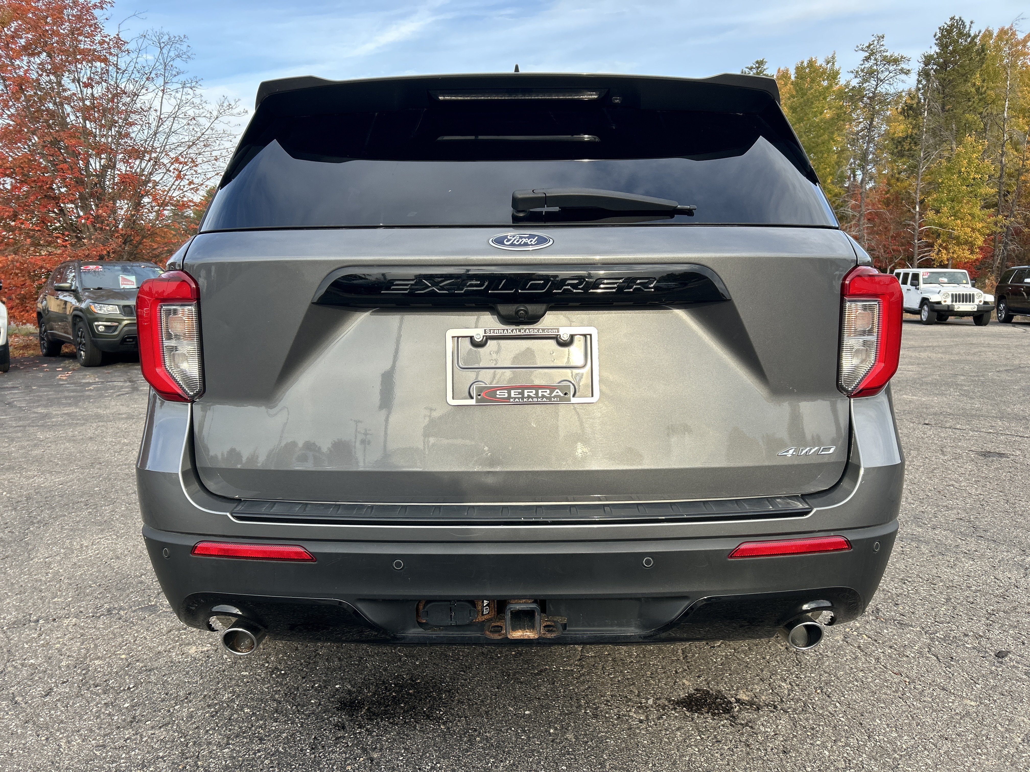 Used 2022 Ford Explorer ST-Line w/ Class IV Trailer Tow Package AWD/4WD image 4