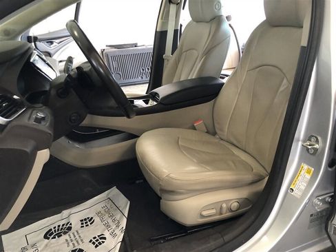 Used 2017 Buick LaCrosse Essence image 15