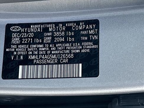 Used 2021 Hyundai Elantra Limited image 27