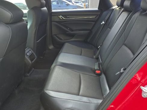 Used 2021 Honda Accord Sport image 9