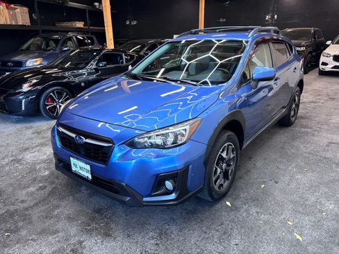 Used 2018 Subaru Crosstrek 2.0i Premium AWD/4WD image 3
